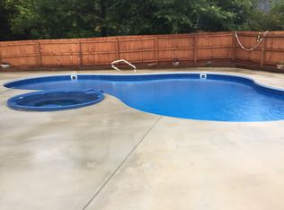 105 Silverstone Ln, Alabaster, AL 35007