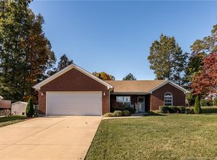 12311 Santa Maria Dr, Sellersburg, IN 47172