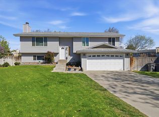 8130 W Entiat Pl, Kennewick, WA