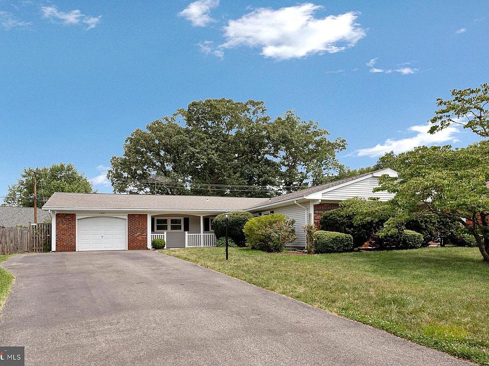 1st image of 3907 Croydon Ln