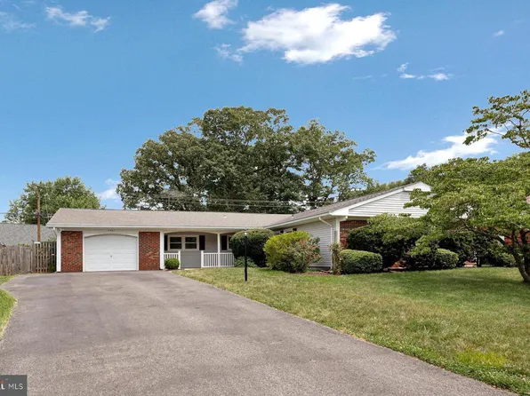3907 Croydon Ln, Bowie, MD 20715