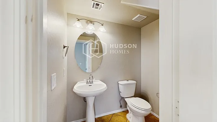 4018 W Irwin Ave — Photo 11