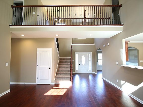 3rd image of 527 Summerfield Lot 527