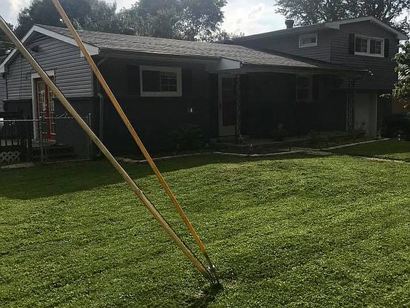 3rd image of 106 Taylor Ave