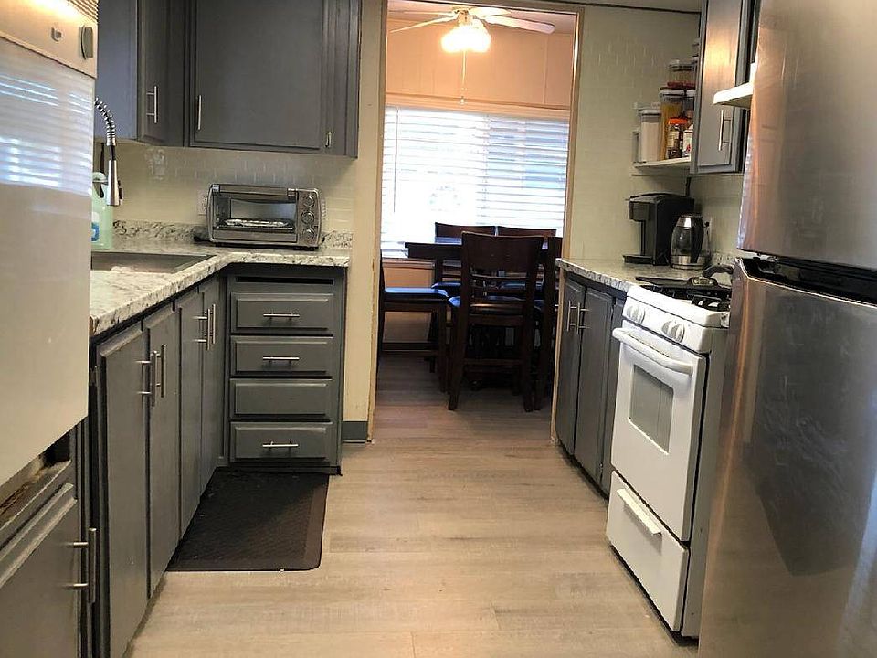 2nd image of 1810 Hillsdale Rd Spc 39
