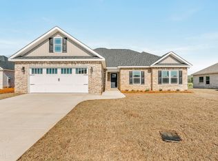 104 Remington Dr, Kathleen, GA 31047