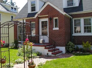 8 S Prospect St, Washington, NJ 07882