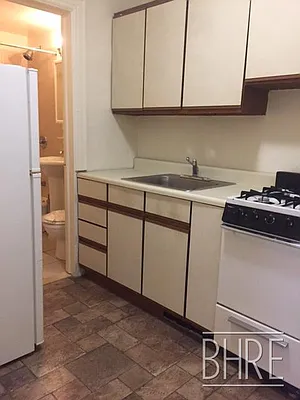 Rented by Brooklyn Heights Real Estate Inc | media 18