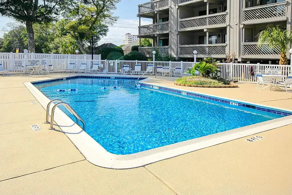 1 bed, 700 sqft, $1,200 — Photo 2