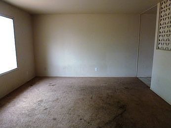 2nd image of 5331 W Roanoke Ave