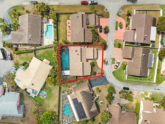 4th image of 7314 Corkwood Circle