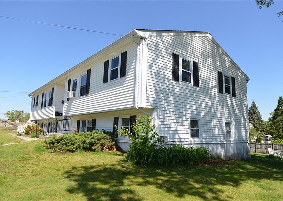 7375 Newell St, West Warwick, RI 02893 Zillow