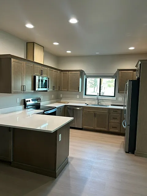 3 bed, 2.5 bath, 2000 sqft, $2,400 — Photo 2