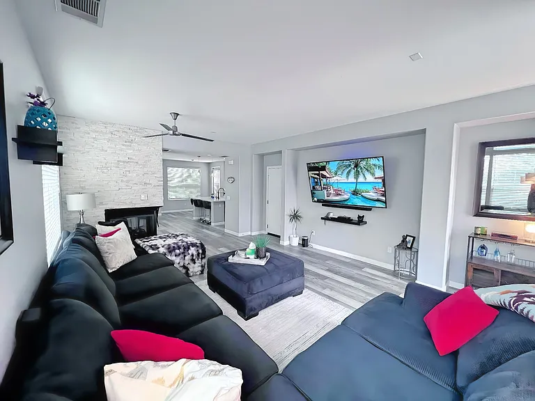 6574 Dandelion Way — Photo 10