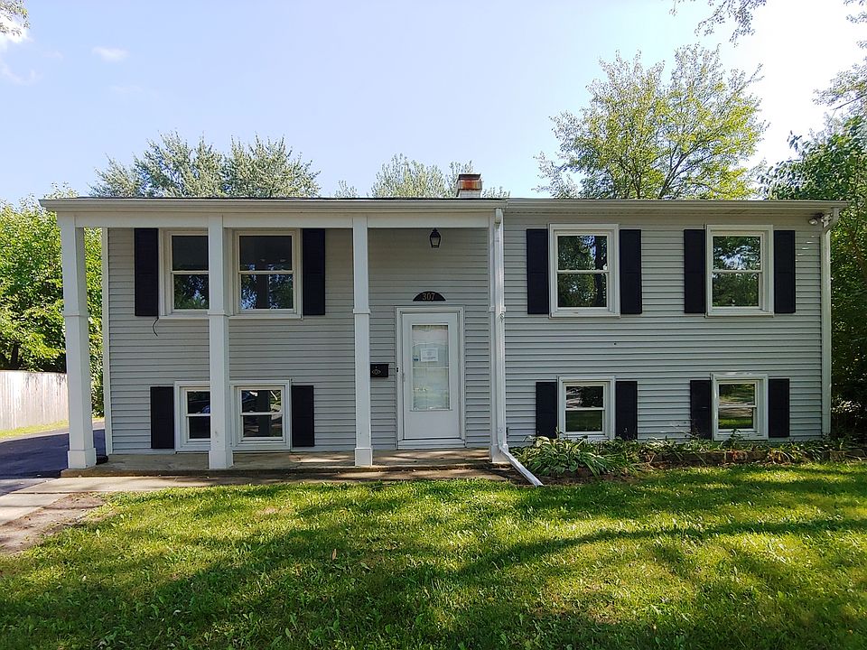 1st image of 307 Greenbrier Ln