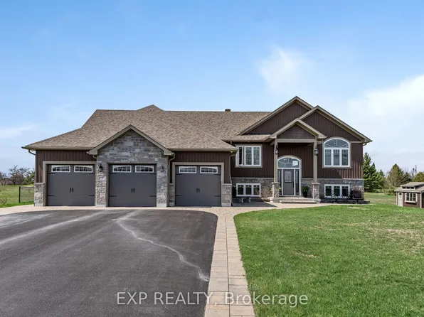 250 Bristow Dr, Montague, ON K7A 5B8