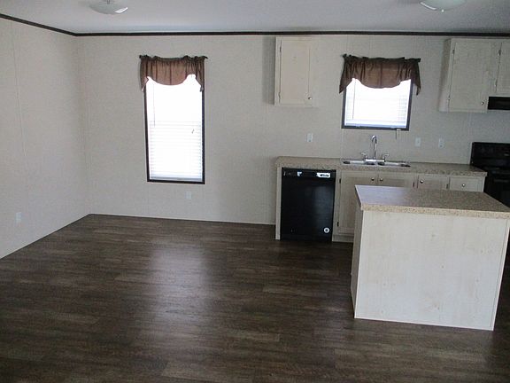 4th image of 289 Silver Peak Dr #561