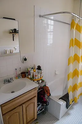 Rented by Lang Realty LLC | media 8