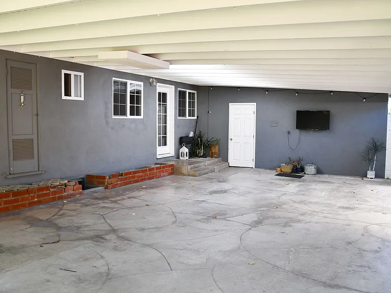 1210 E Oakmont Ave — Photo 46
