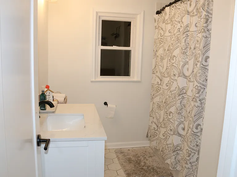 7401 Calamo St — Photo 8