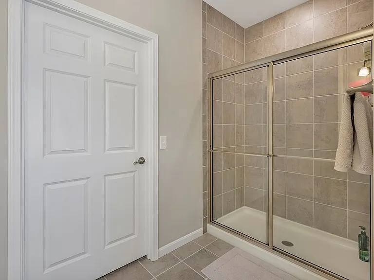 4865 Osprey Pointe Dr — Photo 13