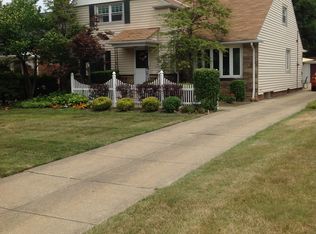 14471 Washington Blvd, University Heights, OH