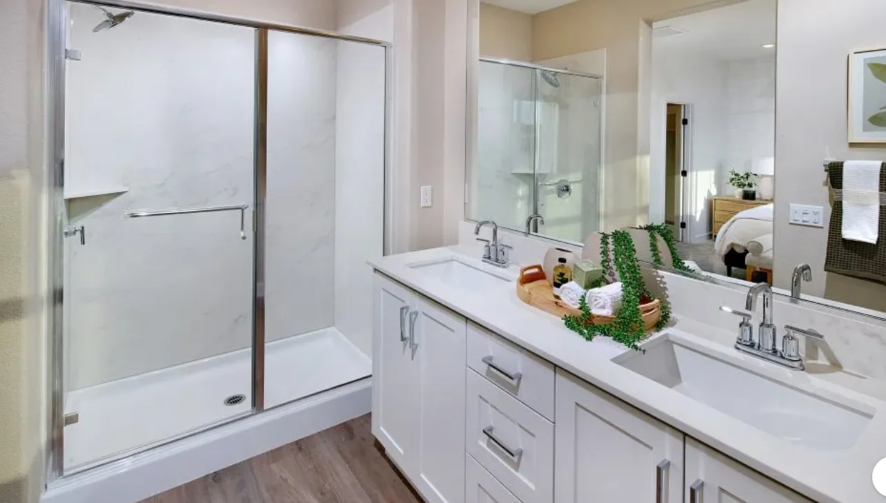 3 bed, 1320 sqft, $1,800 — Photo 1