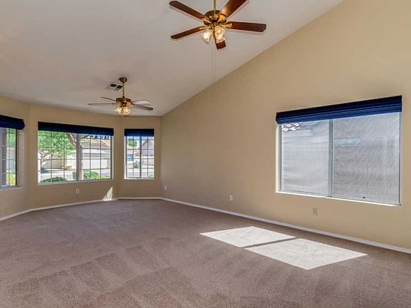 4th image of 16121 E Glendora Dr