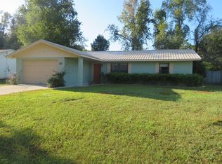 10 Dogwood Trail Ct, Ocala, FL 34472