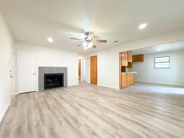 5221 Cordova Ave #A, Fort Worth, TX 76132