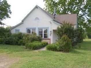 11090 Omega Rd, Danville, AR 72833