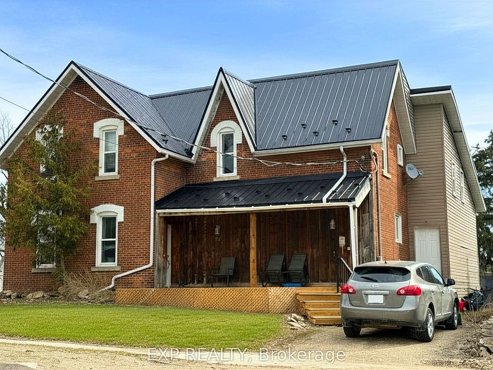 1st image of 217 Victoria St