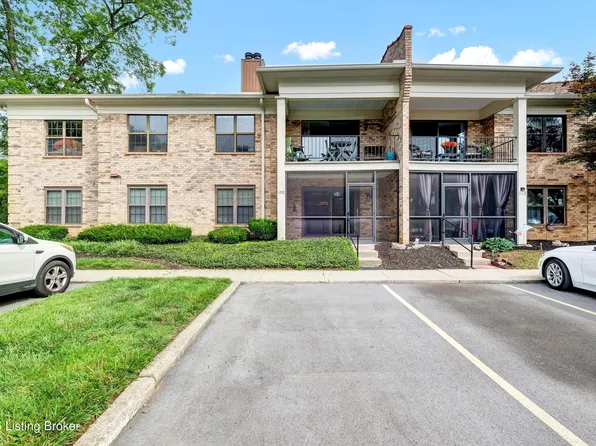 1800 Manor House Dr #100-8, Meadowview Estates, KY 40220