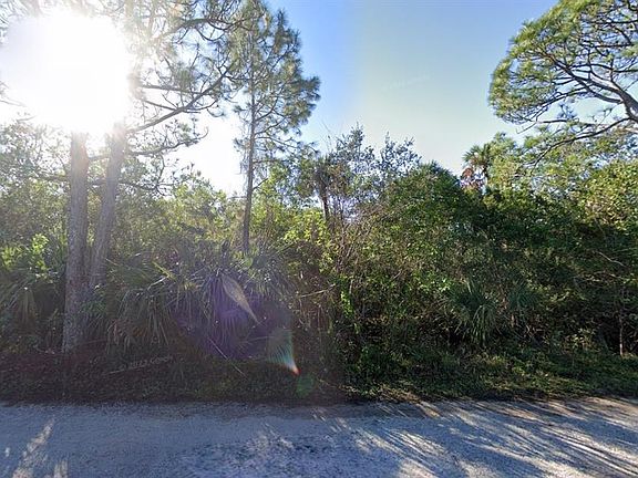 2nd image of 5521 Simpson Pl