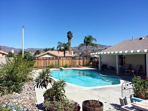 2nd image of 25067 Hazelwood Cir