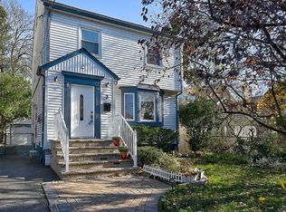 2 Elsman Ter, Maplewood, NJ 07040