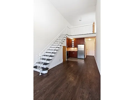 Rented by Mirador Real Estate | media 25