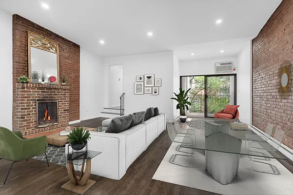 Rented by Cooper & Cooper Real Estate | media 1