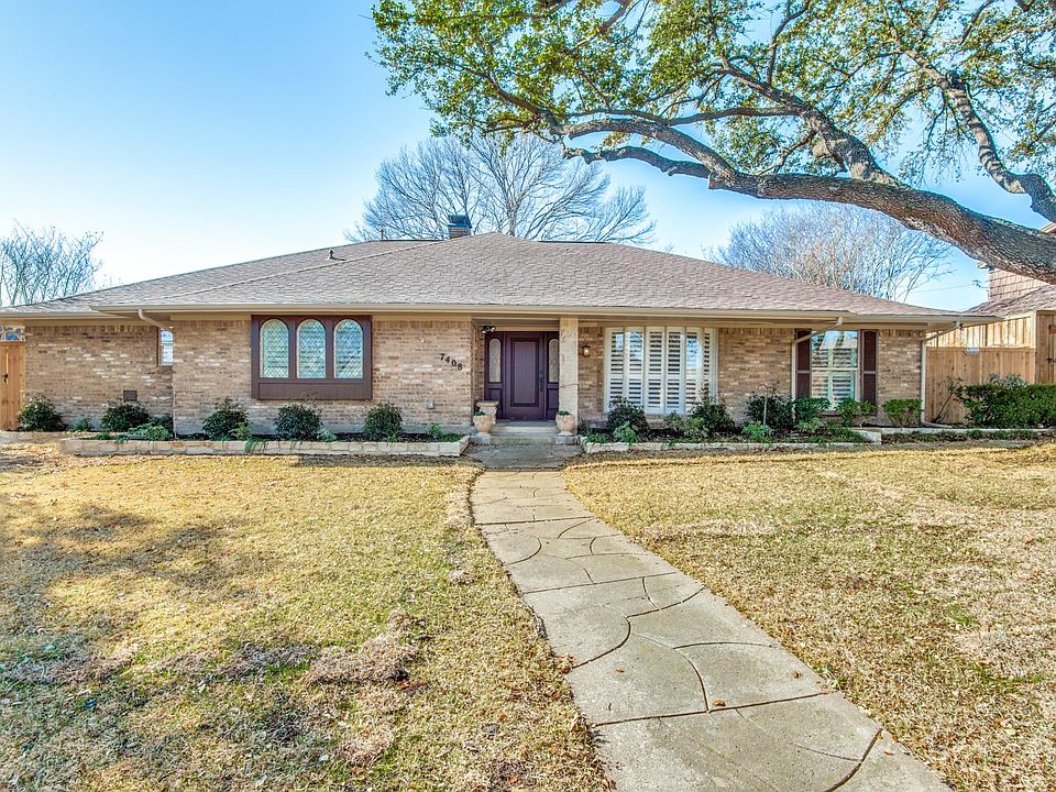 Excellent drive up! Treed lot. Sprinklered yard. Newly landscaped front and rear yards.