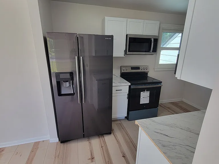 4100 Northfield Rd — Photo 9