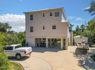 4514 Fishman Ave, Weeki Wachee, FL 34607