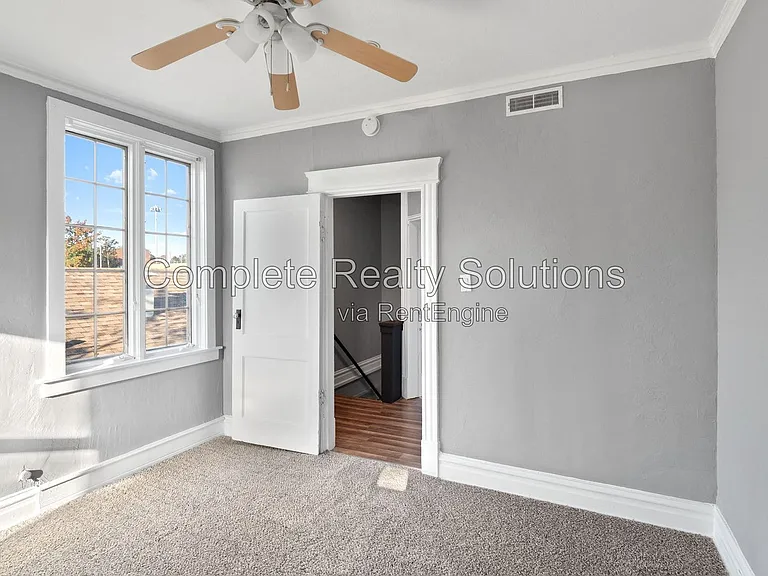 6254 Goener Ave — Photo 17