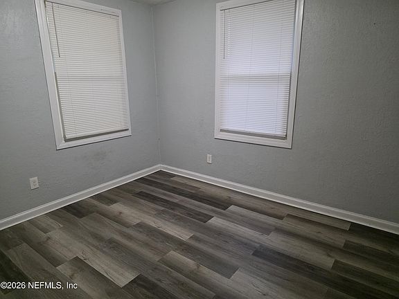 4th image of 1185 E 18TH Street