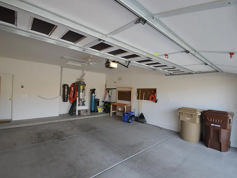 28207 N 123rd Ln — Photo 23