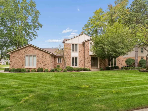 11715 Rain Tree Ct, Shelby Township, MI 48315