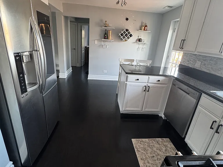 6046 N Francisco Ave #3E — Photo 3