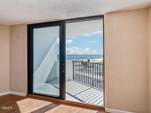 3rd image of 1415 Ocean Shore Blvd APT 512