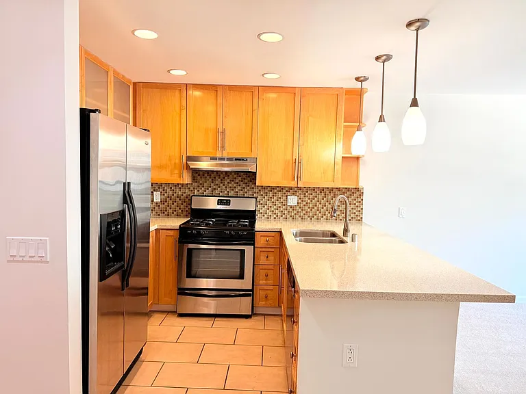 4702 Fulton Ave #209 — Photo 7