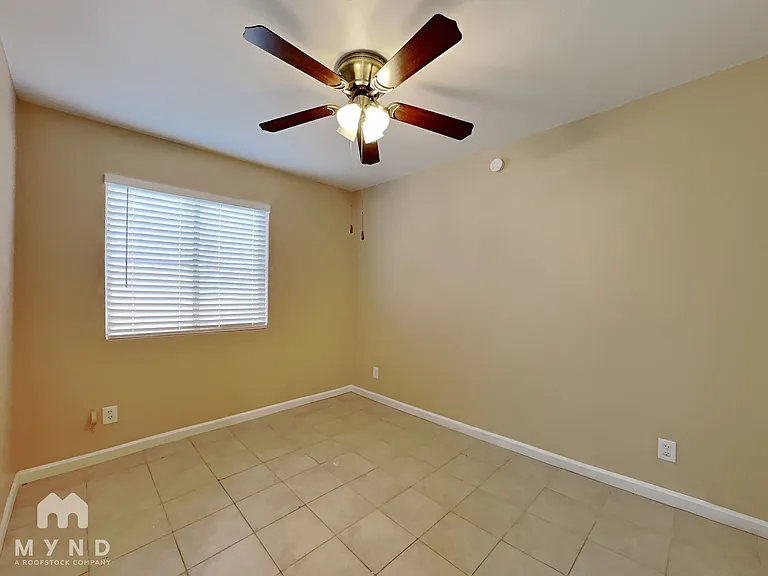 1702 E Cambridge Ave #1 — Photo 7