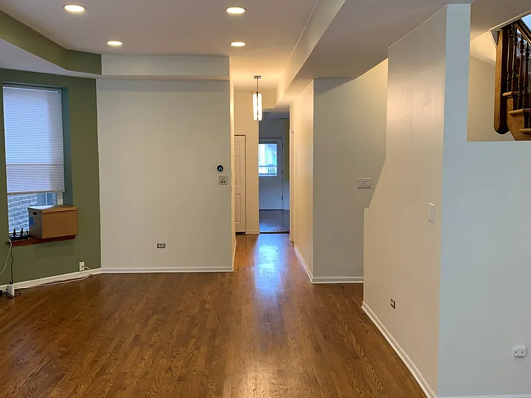 3138 N Clifton Ave #3 — Photo 7